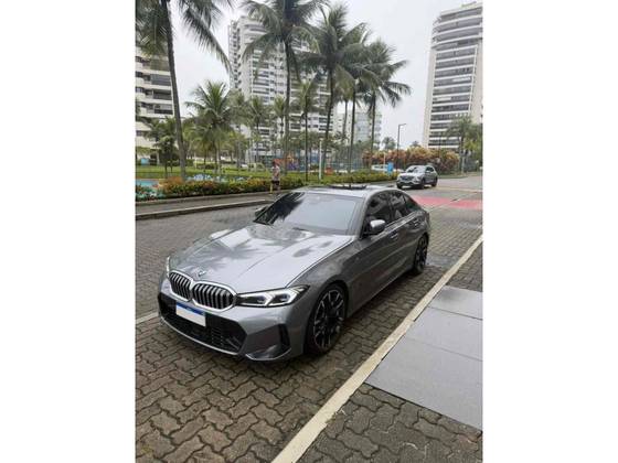 BMW 320i 2.0 16V TURBO FLEX M SPORT AUTOMÁTICO BMW 320i 2.0 16V TURBO FLEX M SPORT AUTOMÁTICO